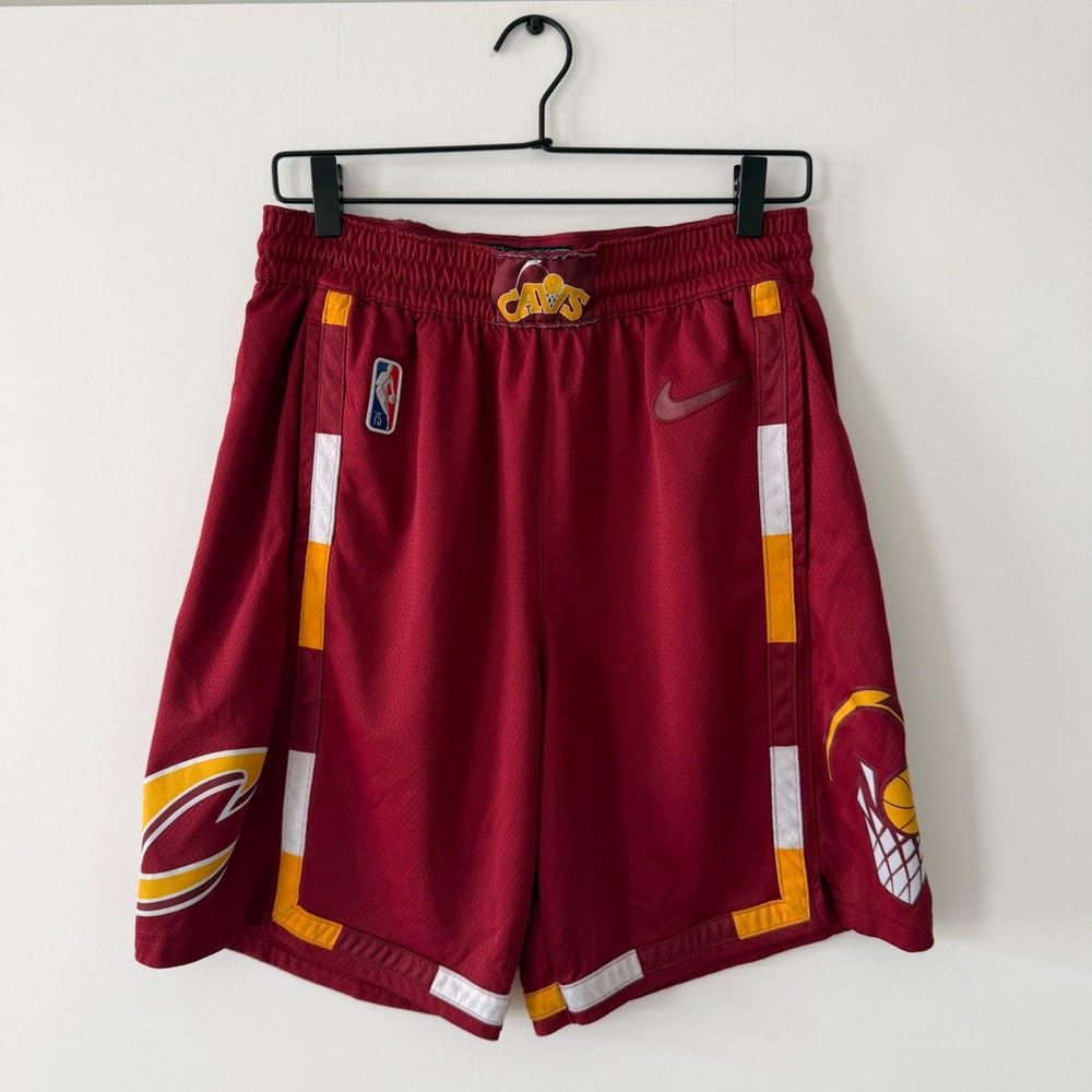 Nike Cleveland Cavaliers NBA 75th Anniversary Shorts Mens L 2021-22 DB4130-677